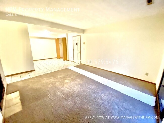 Building Photo - Free First Month Rent Special!