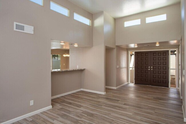 Building Photo - 1383 N Calle Hermosa