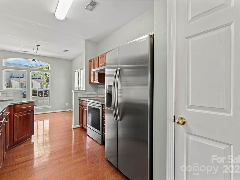 Building Photo - 4235 Coulter Xing