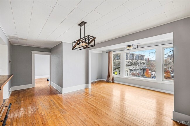 Building Photo - 22 Jordan St