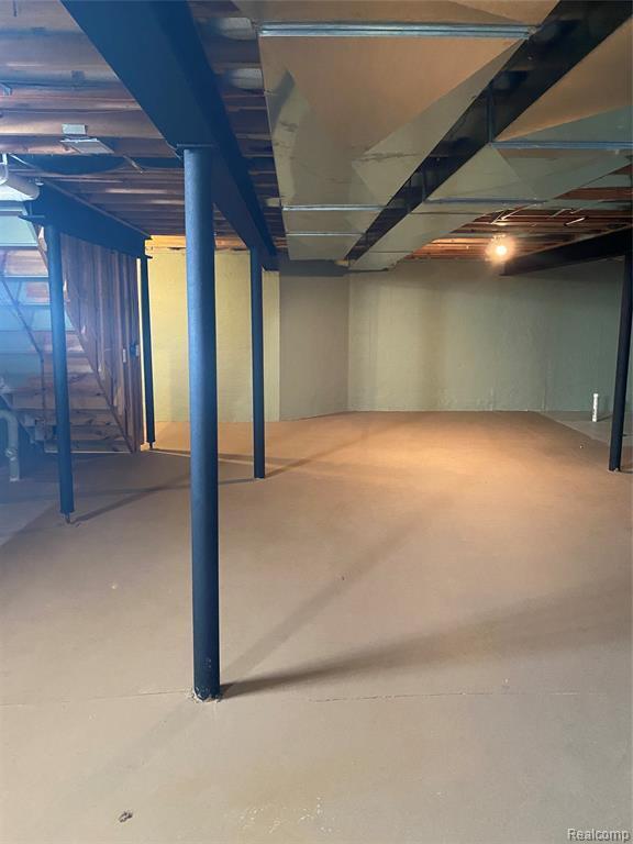 Building Photo - 1046 Lorenzo Ct