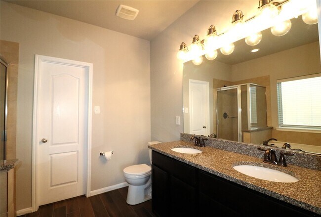 Building Photo - 9027 Fuqua Ridge Ln