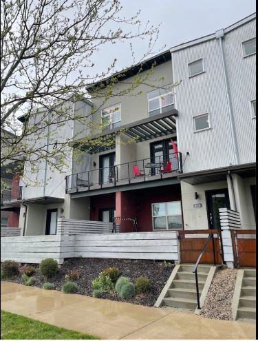 Building Photo - 4708 S Jordan Pkwy W