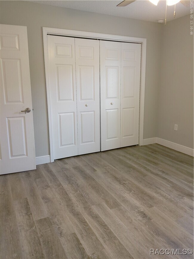 Building Photo - 9252 N Agatha Dr