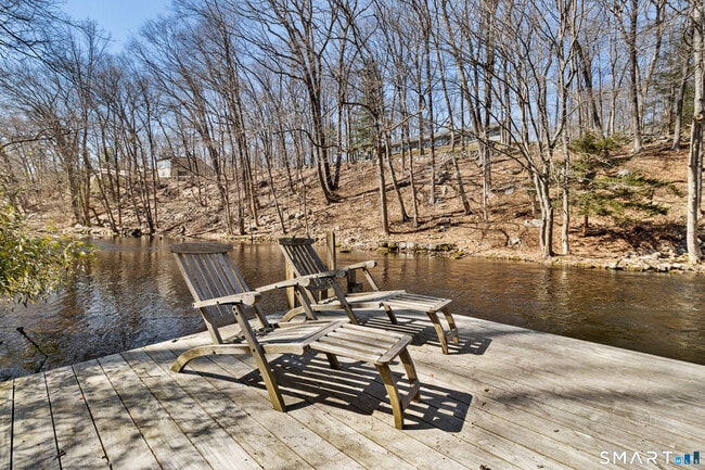 Building Photo - 145 Lyons Plain Rd