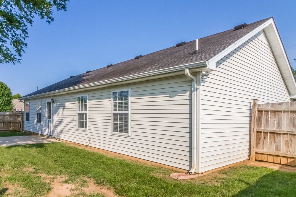Building Photo - 1147 Melvin Dr