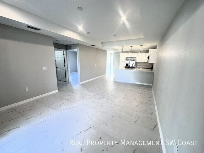 Building Photo - 5030/5032 Bristo St-5030