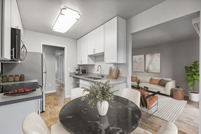 Primary Photo - Villa Palms Apartment Homes