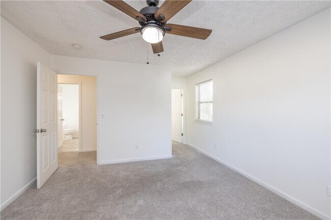 Building Photo - 3394 Wild Flower Cove