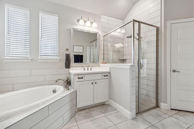 Building Photo - 3206 Timberline Dr