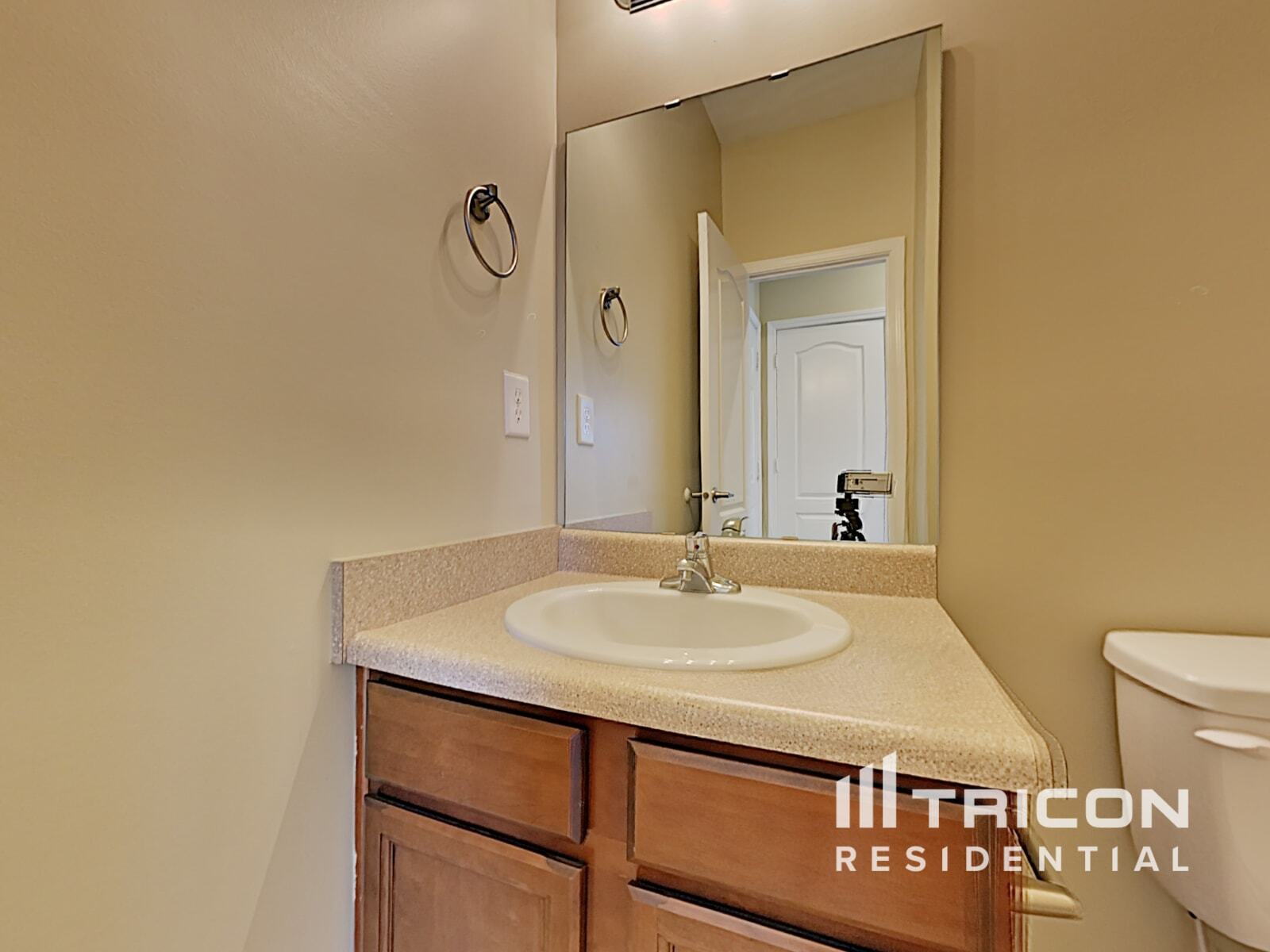 Building Photo - 4150 Galena Dr