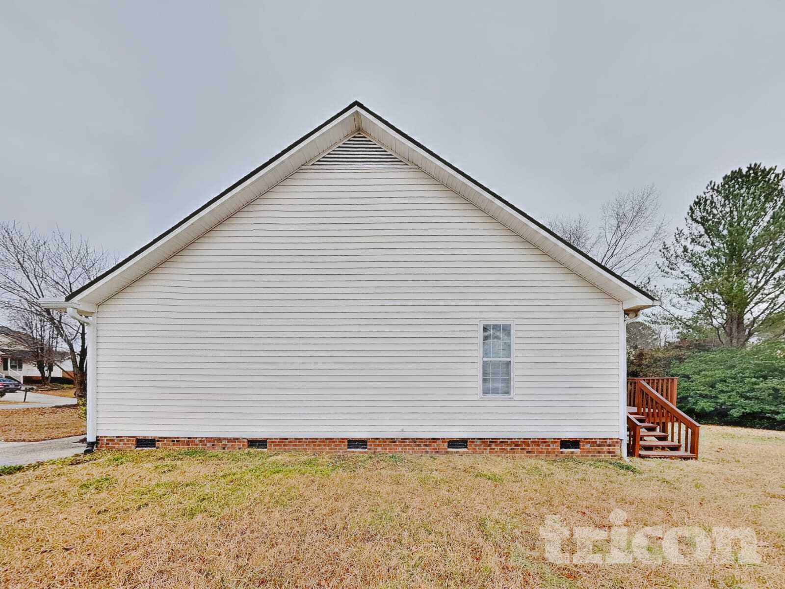 Building Photo - 112 Glengariff Ln