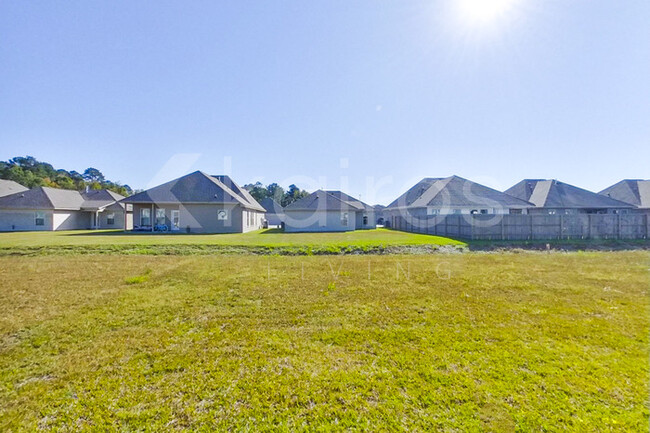 Building Photo - 23567 Conifer Drive