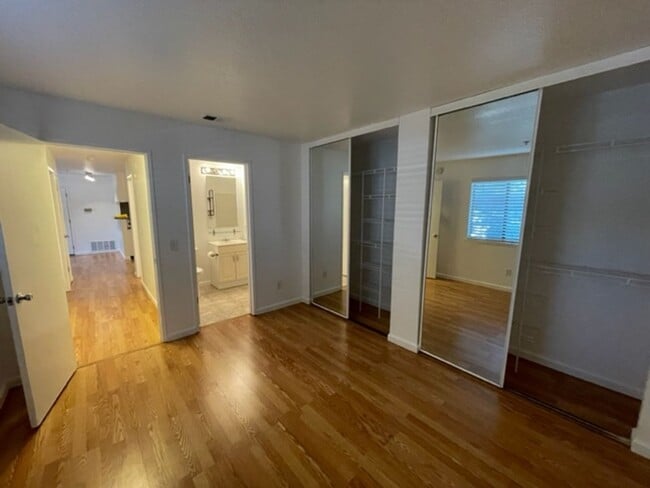 Building Photo - 2 Bed/2 Bath Downstairs Unit Available Soon!