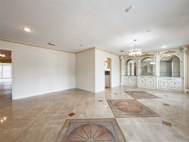 Building Photo - 8107 S Braeswood Blvd