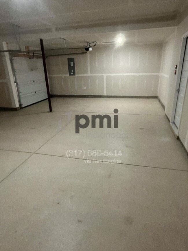 Building Photo - 10819 Gate Cir