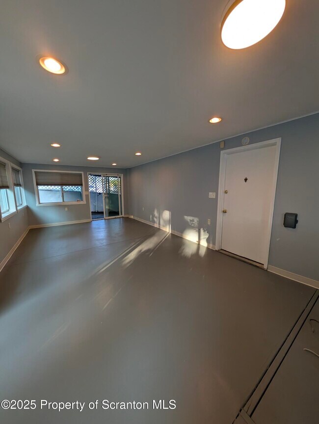 Building Photo - 1753 McDonough Ave