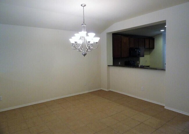 Building Photo - 7810 Squirrel Hollow Dr