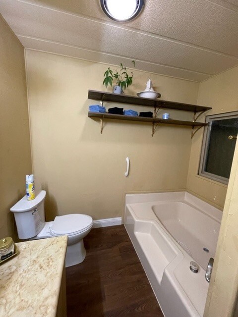 Building Photo - 19 Bradley Ln