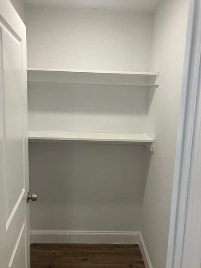 Building Photo - 110 Bowie St