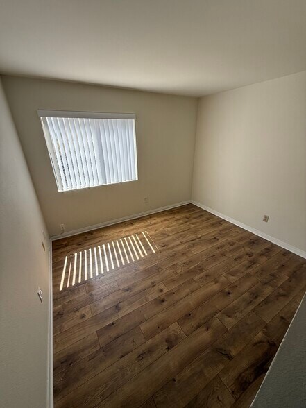 Building Photo - 18408 Hatteras St