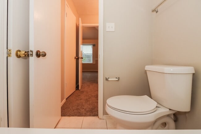 Building Photo - 12314 Meadow Ridge Dr