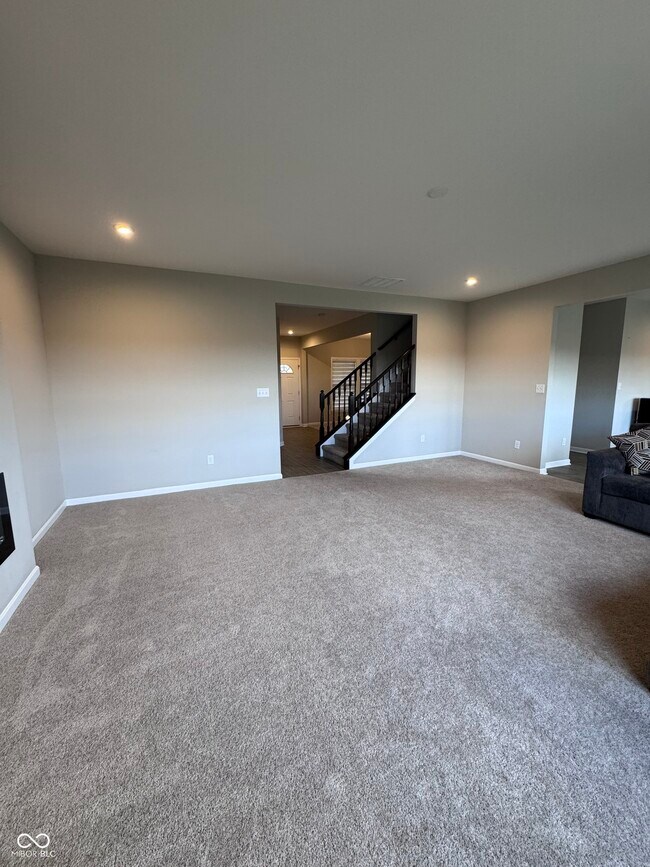 Building Photo - 5508 Woods Pointe Dr