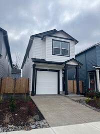 Building Photo - 3 Bedroom 2.5 Bath Newberg OR