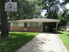 Building Photo - 5609 Larkspur Ln