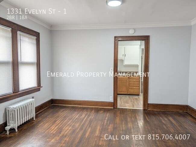 Building Photo - 1331 Evelyn St