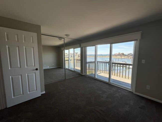 Building Photo - 4038 Mayne Ln