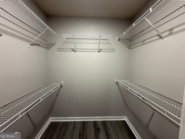 Building Photo - 3354 Waggoner Ln