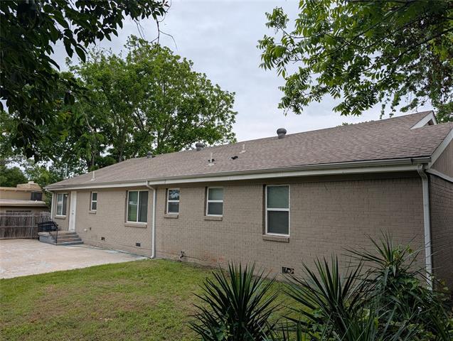 Building Photo - 4804 Trail Lake Dr