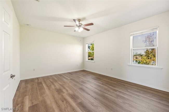 Building Photo - 10844 Alvara Way