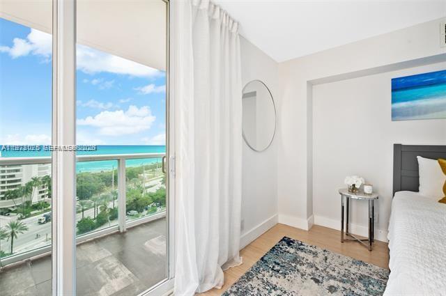 Building Photo - 100 Bayview Dr