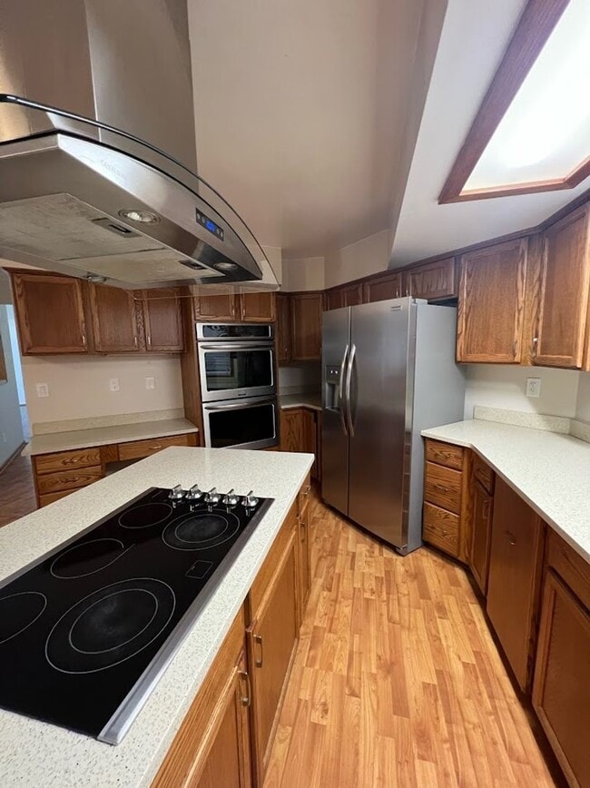 Building Photo - Long Realty & Property Management - 5 Bedr...