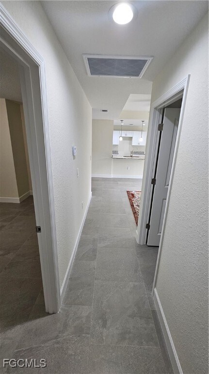 Building Photo - 1125 Copley St E