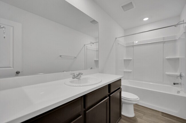 Building Photo - 6050 Swift Lariat St