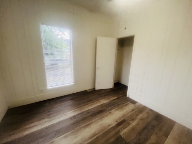 Building Photo - 601 Bigbee Dr