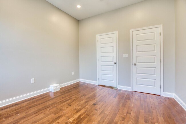 Building Photo - 1623 E Baltimore St