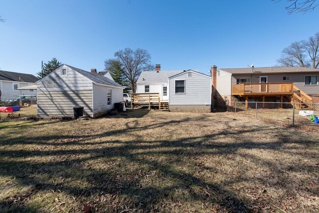 Building Photo - ANDERSON TWP- Cozy and clean 3 bed 2 bath ...