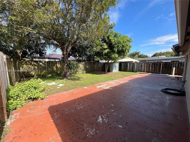 Building Photo - 13859 SW 257th Terrace