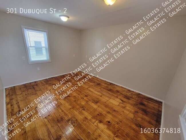 Building Photo - 301 Dubuque St