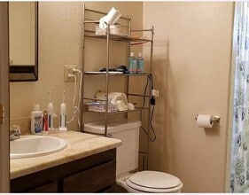 Building Photo - 1207 E Canby St