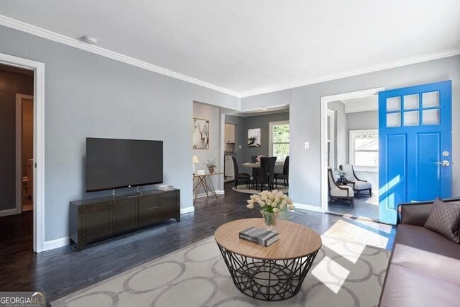 Building Photo - 120 Burbank Dr NW