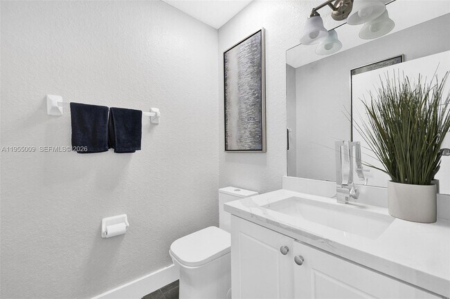 Building Photo - 2311 SW 87th Way