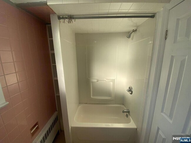 Building Photo - 29 High St