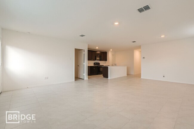 Building Photo - 313 Dry Cyn Wy