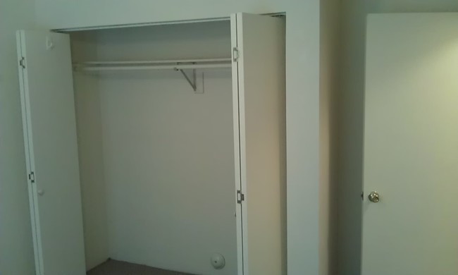 Big closets in all bedrooms! - 1048 E Lester St