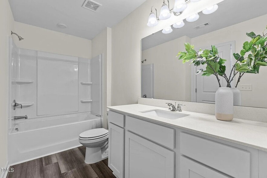 Building Photo - 1110 Dakine Dr